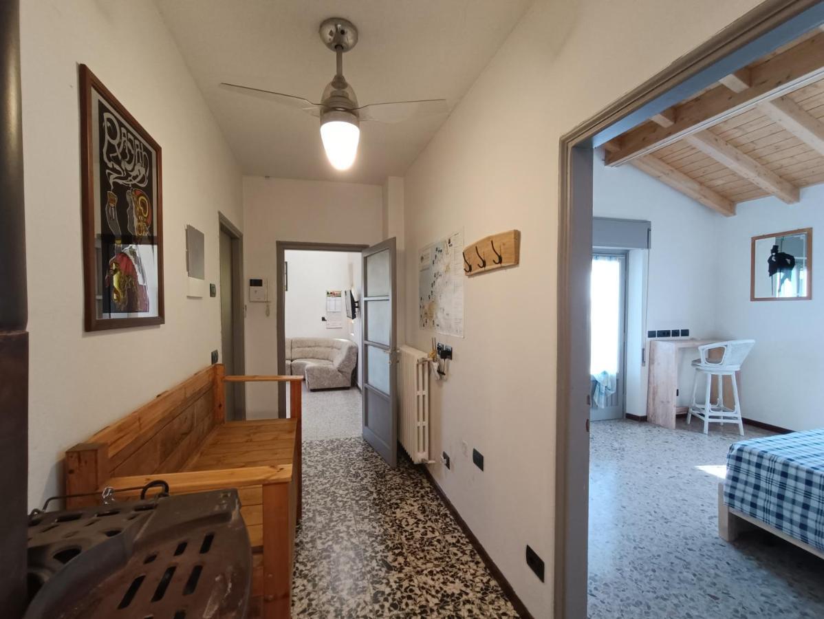 Apartamento Casa Le Fornaci Ispra Exterior foto